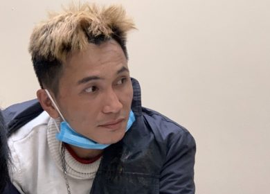 Ngân hàng bị cướp lần thứ 2, nhân viên và bảo vệ bắt được tên cướp