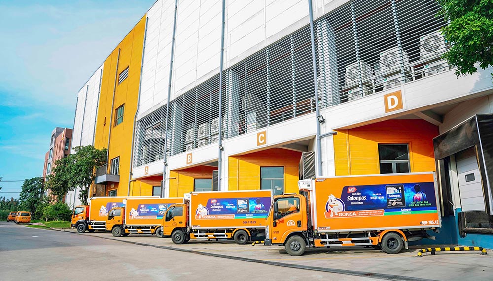 Cửa xuất - nhập hàng tại kho GONSA cua-xuat-nhap-hang-tai-kho-gonsa