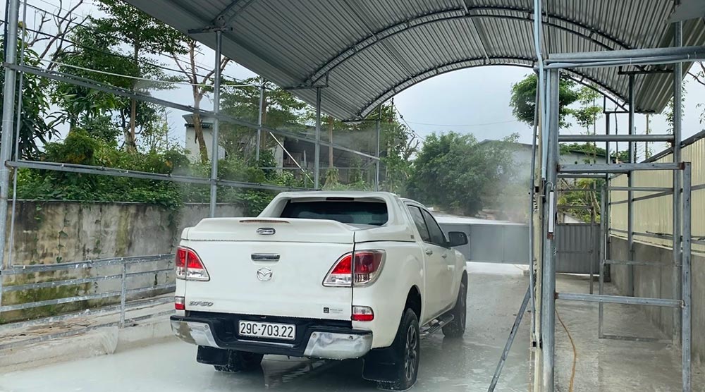 Khử trùng, khử khuẩn cho phương tiện ra - vào trại khu-trung-khu-khuan-cho-phuong-tien-ra-vao-trai