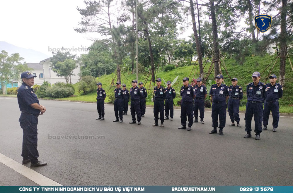Đội ngũ nhân viên bảo vệ an ninh chung cư chuyên nghiệp tại Hà Nội bao-ve-an-ninh-chung-cu-tai-ha-noi