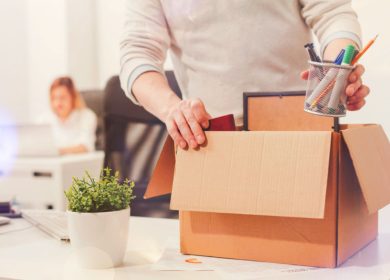Nhân viên bảo vệ bỏ việc trước Tết có được trả lương không?
