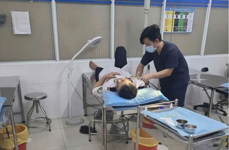 Bảo vệ hiện được chăm sóc tại bệnh viện. bao-ve-hien-duoc-cham-soc-tai-benh-vien